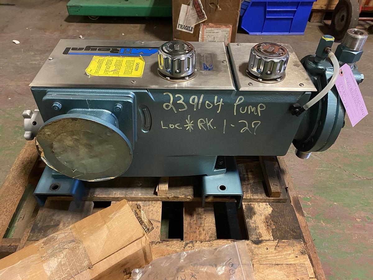 Used MILTON ROY,MBD18B28B1M,MILROYAL METERING PUMP 76GPH