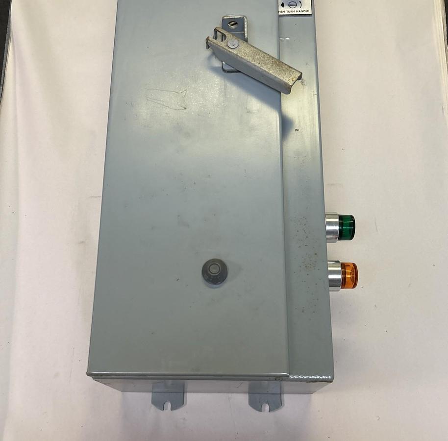 Used SYLVANIA,T18TA31603-T46,AC STARTER SIZE 1 3P