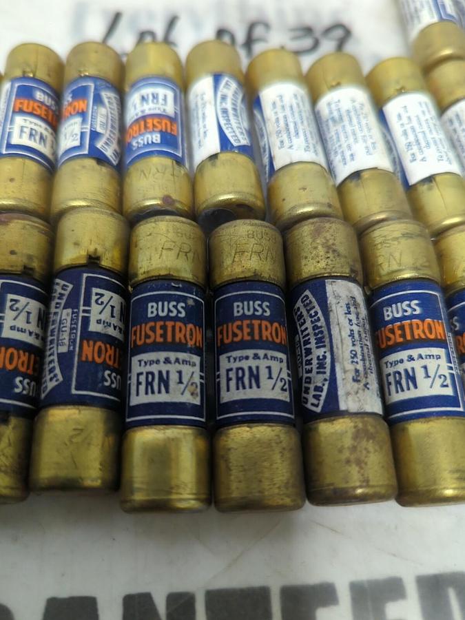 COOPER BUSSMANN,FRN-1/2,FUSES 1/2 AMP LOT OF 39 NOS