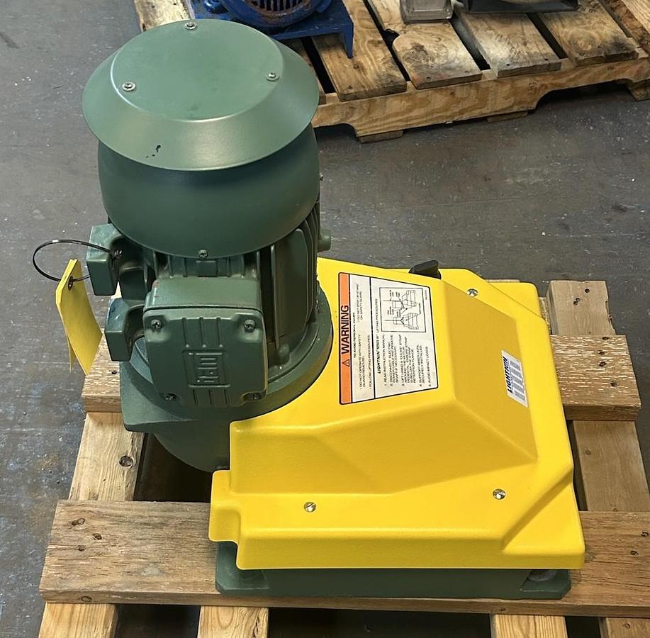LIGHTNIN,14Q1.5,SERIES 10 MIXER 1.5HP 125RPM 14.06 RATIO