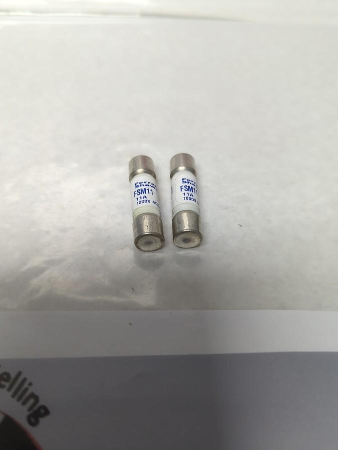 Used FERRAZ SHAWMUT,FSM11,FUSE 11 AMP LOT OF 2 PRE-OWNED