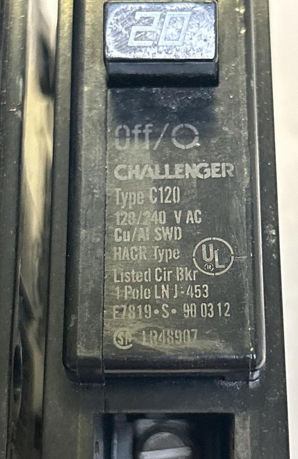 Used CHALLENGER,C120,CIRCUIT BREAKER 20A 120/240V 1P LOT OF 4