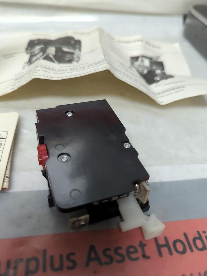 TELEMECANIQUE,E20C0L1K1,OVERLOAD RELAY CLASS E20 NOS