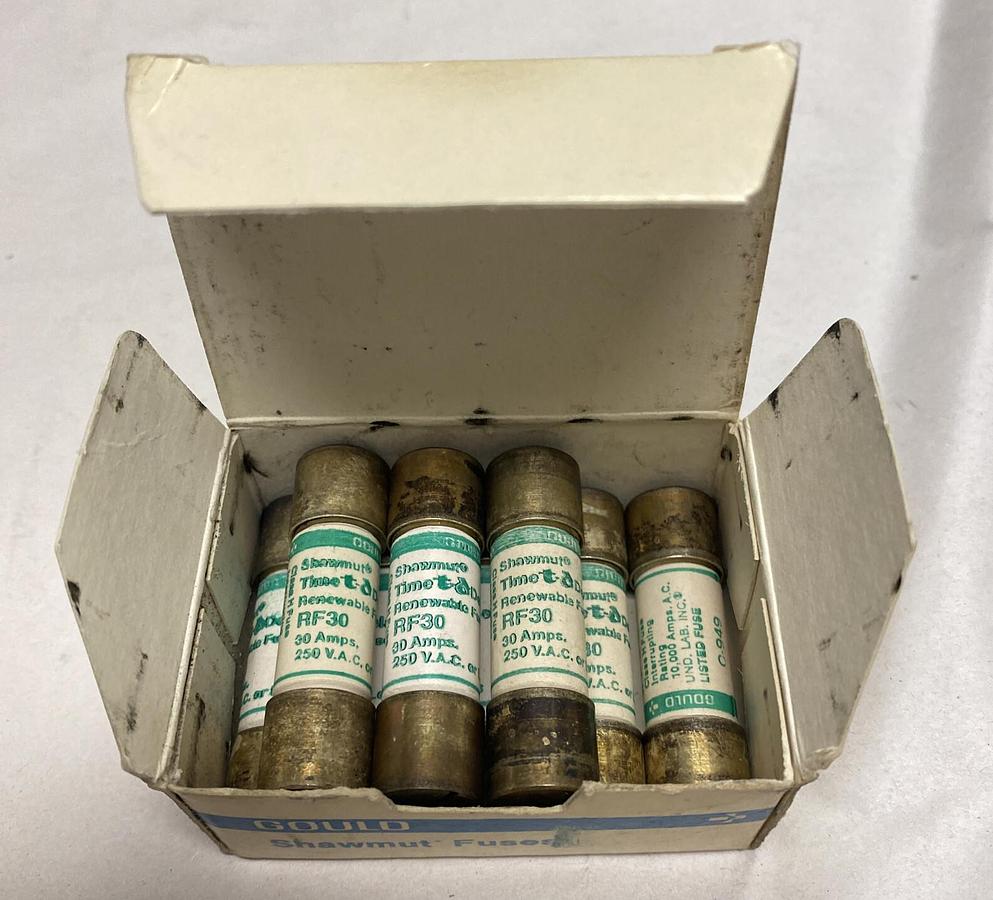GOULD SHAWMUT,RF30,30 AMP RENEWABLE FUSE LOT OF 8 NOS
