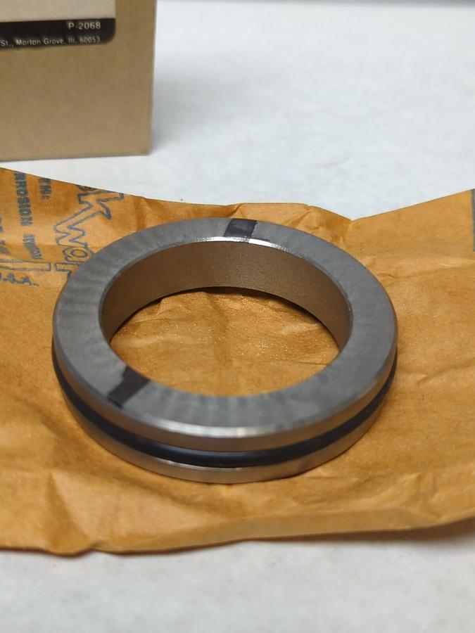 CRANE-DRESSER,P02895-00,SEAT ASSEMBLY NOS