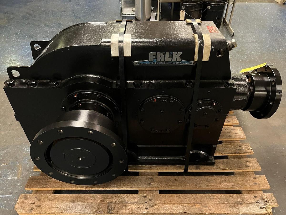Used FALK,2090YB2-A,ENCLOSED GEAR DRIVE 100HP 18.55 RATIO INPUT 1750RPM