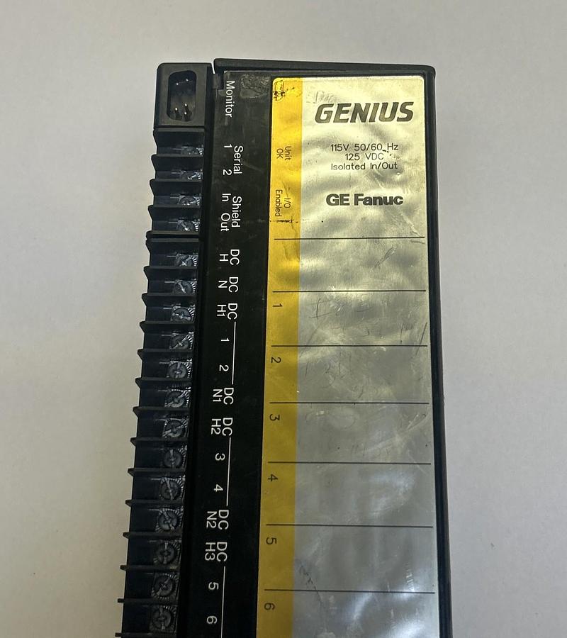 Used GE FANUC,IC660EBS100H,GENIUS BLOCK ISOLATED IN/OUT MODULE