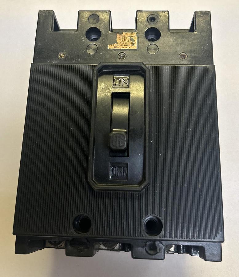 Used ITE,ET1191,CIRCUIT BREAKER 15A 250V 3P