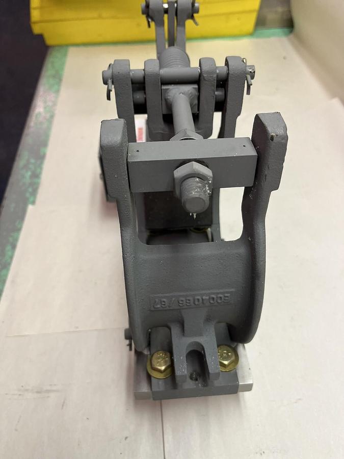 Used STEARNS,CB-M-15,CRANE BRAKE 4.5" WHEEL SIZE 460V 3PH