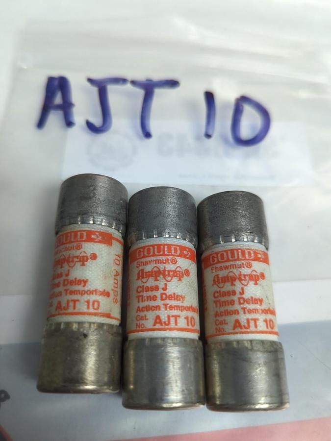 Used GOULD SHAWMUT,AJT-10,AMP-TRAP 10 AMP FUSE LOT OF 3 PRE-OWNED