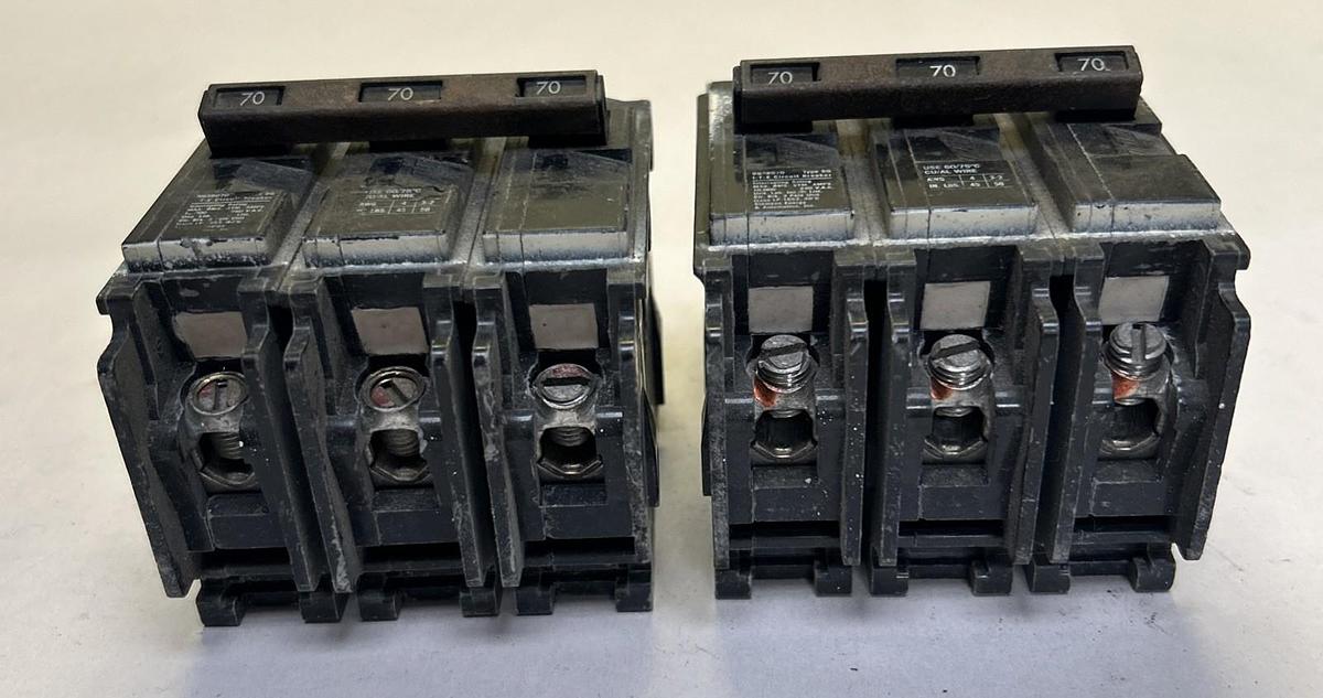 Used ITE,BQ3B070,CIRCUIT BREAKER 70A 240V 3P LOT OF 2