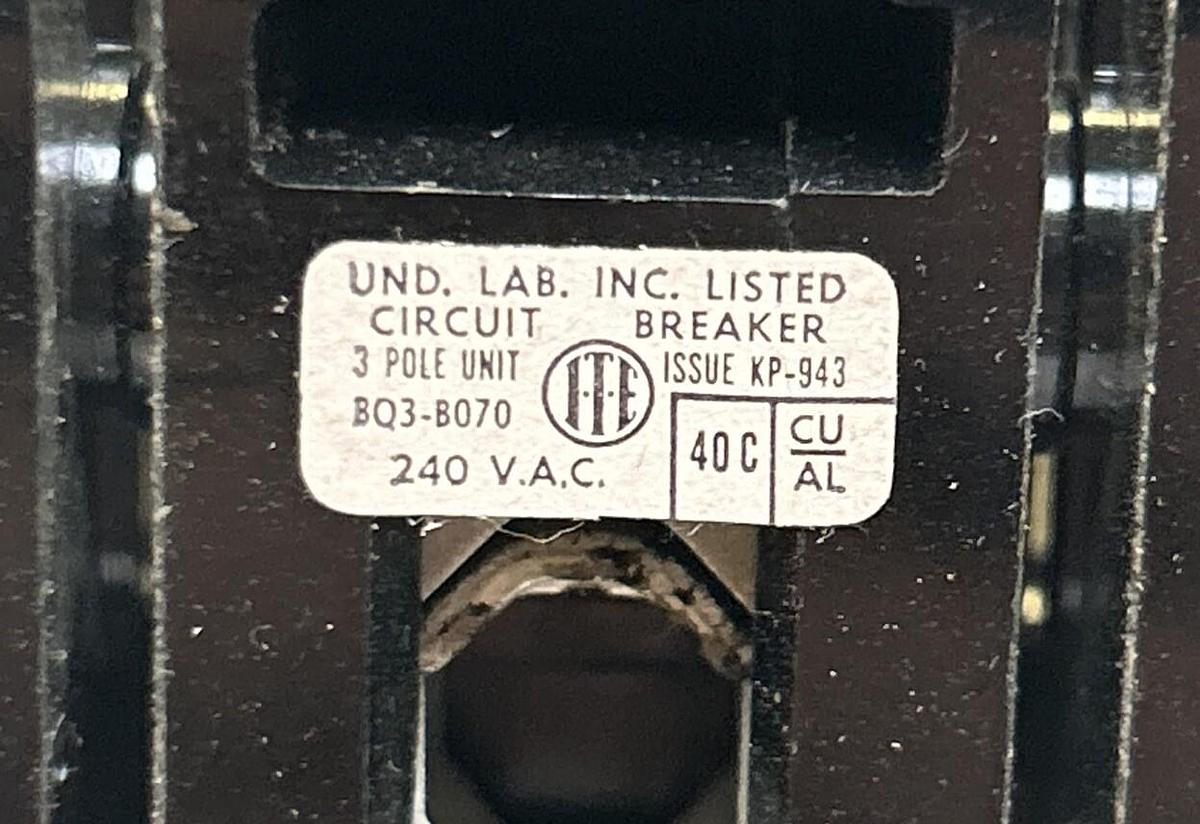 Used SIEMENS ITE,BQ3-B070,CIRCUIT BREAKER 70A 240V 3P