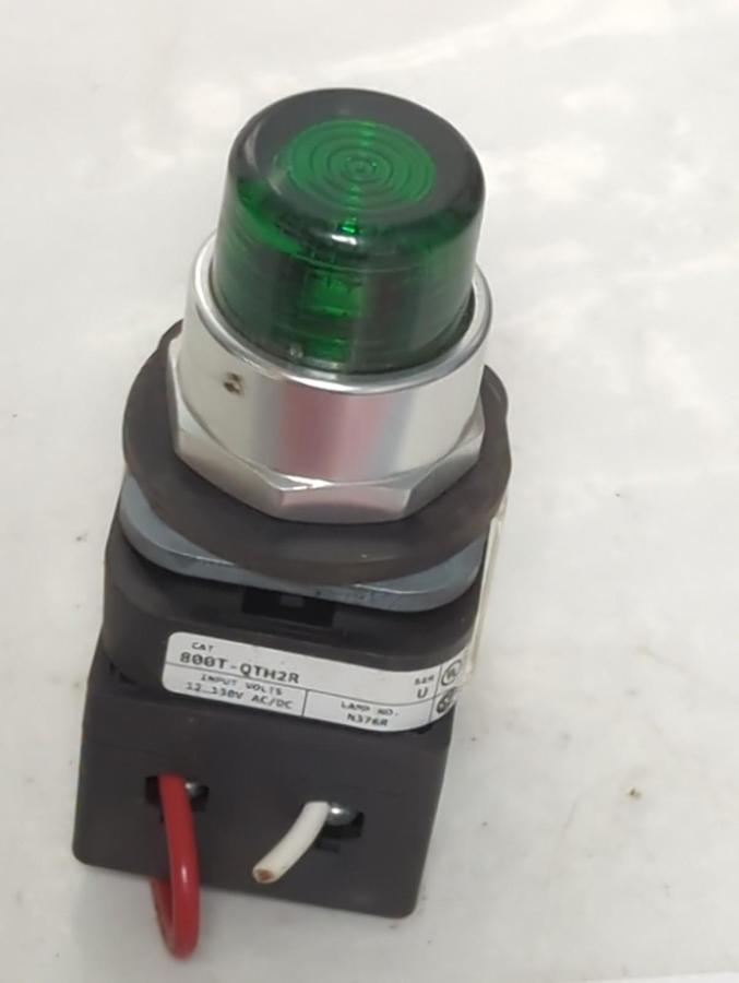 Used ALLEN BRADLEY,800T-QTH2R,SER U GREEN ILLUMINATED PUSH BUTTON PRE-OWNED