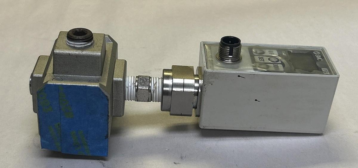 Used SMC,SE70-N02-65-P,PRESSURE SWITCH