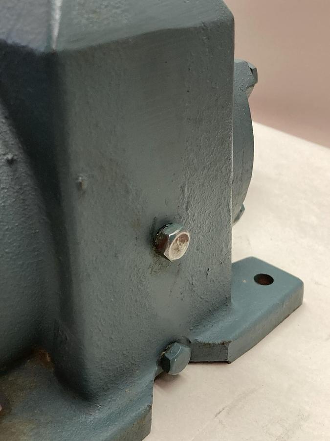 Reliance Electric Dodge,438601-CY,Gear Reducer Size CR12A 0.230HP Ratio 192:1