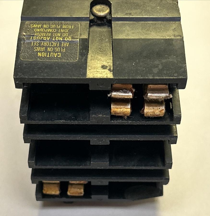 Used SQUARE D,Q221125AC,I-LINE CIRCUIT BREAKER 125A 120/240V 2P