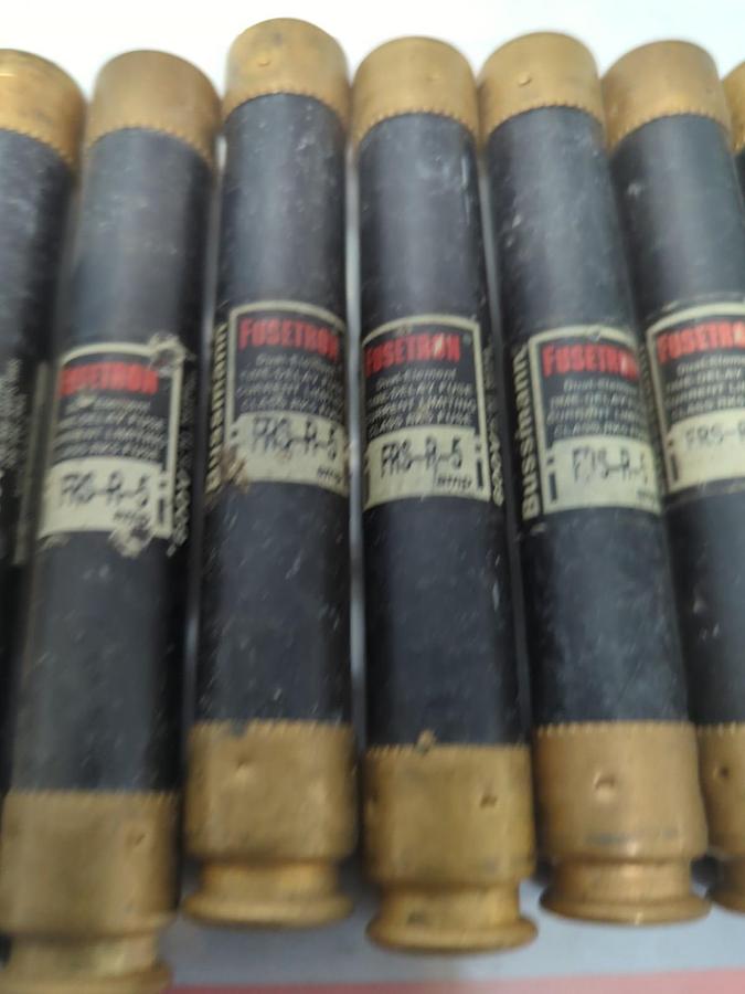 Used COOPER BUSSMANN,FRS-R-5,FUSETRON 5 AMP FUSE LOT OF 12 PRE-OWNED