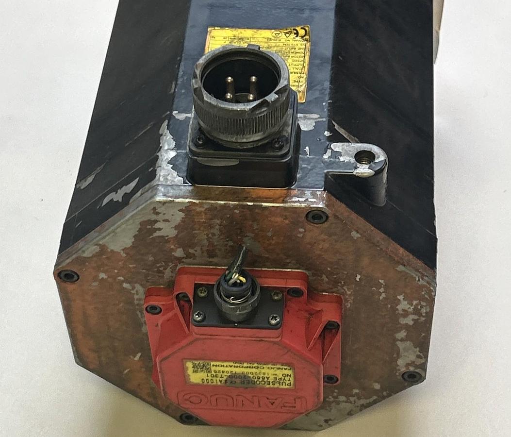 Used FANUC,A06B-0247-B100,AC SERVO MOTOR 3000RPM 230V