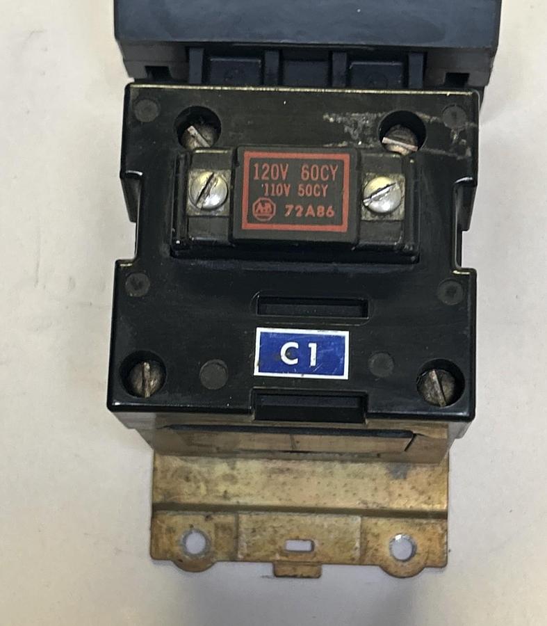 Used ALLEN BRADLEY,702L-COD92,CONTACTOR 60A 600V