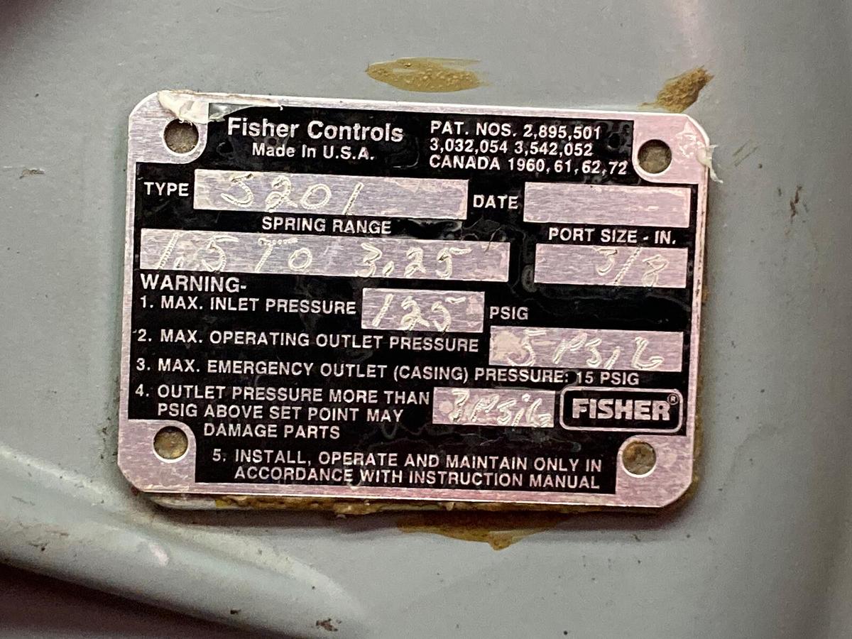 Used Fisher,5201,Pressure Regulator 3/8 Inch Port 1.5-3.25 PSIG