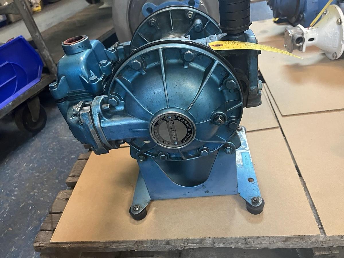 Used WARREN RUPP,SA1-A,SANDPIPER AODD DOUBLE DIAPHRAGM PUMP 1"