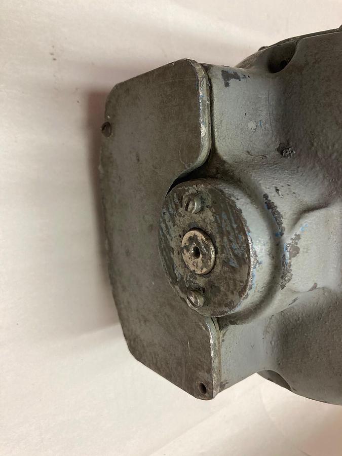 Used General Electric,5BC46AB1571B,Tachometer Generator 1000rpm 100v