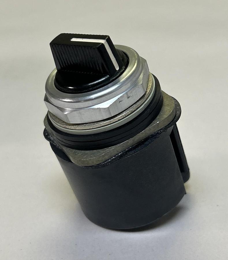 ALLEN BRADLEY,800T-U29,POTENTIOMETER 10K OHMS NOS