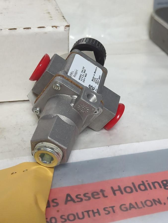 WHITE RODGERS,764-742,GAS SAFETY VALVE 1/2 PSI 250° F MAX NOS
