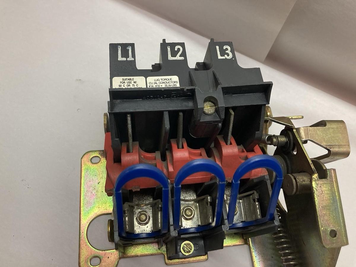 Used Square D,H-30-SV,Disconnect Switch Ser D2