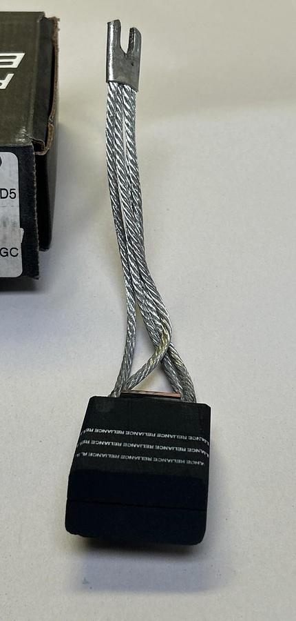 RELIANCE ELECTRIC,3141-WX,CARBON MOTOR BRUSHES BOX OF 6 PIECES NOS