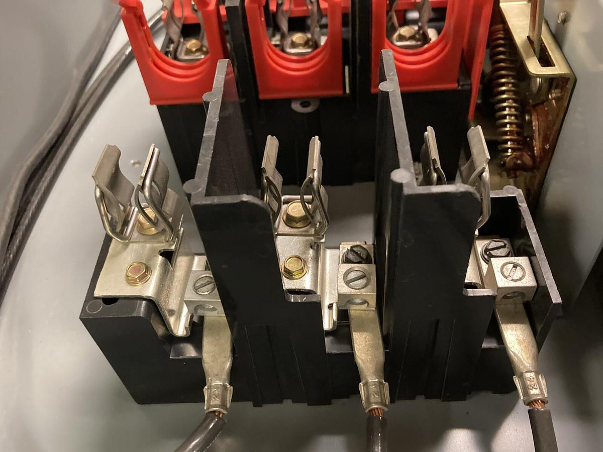 Used Westinghouse,XFK361,3-Pole Double Throw Disconnect Switch 600V 30 Amp