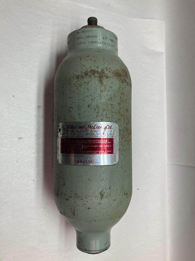 Used Wilkes and McLean,R210-2.5D,Accumulator