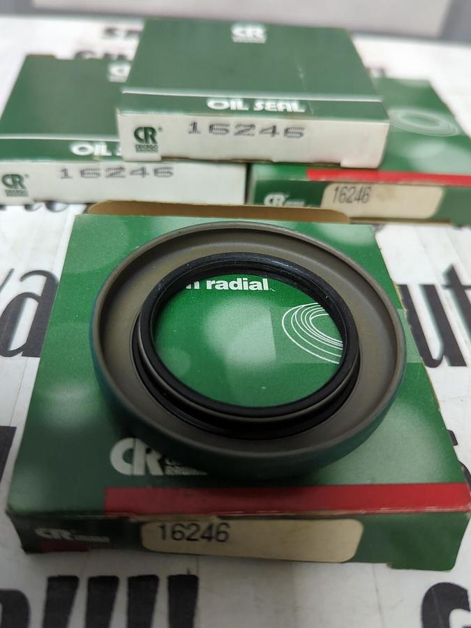 CHICAGO RAWHIDE,16246,OIL SEALS LOT OF 4 NOS