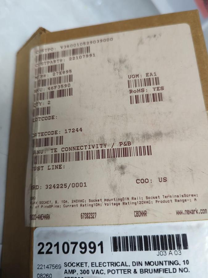 TYCO ELECTRONICS,27E895,RELAY BASE 10 AMP 300VAC PACK OF 2 PCS NOS