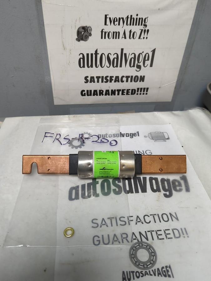 COOPER BUSSMANN,FRS-R-200,FUSETRON 200 AMP FUSE NOS