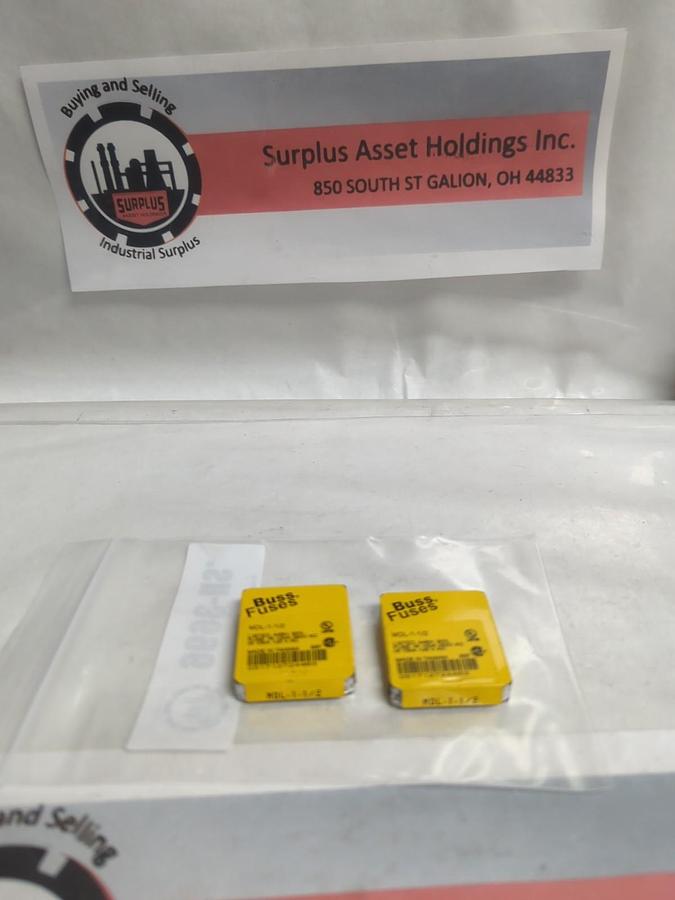 COOPER BUSSMANN,MDL-1-1/2,GLASS FUSE LOT OF 10 PCS NOS
