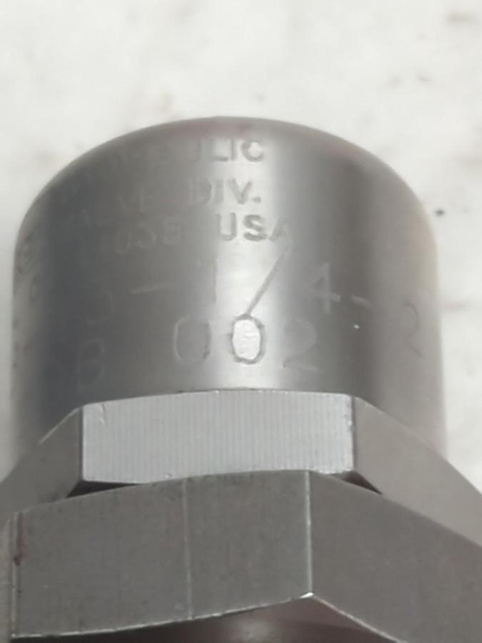 PARKER,642B-13-1/4-2,PRESSURE CONTROL VALVE 3200 PSI NOS