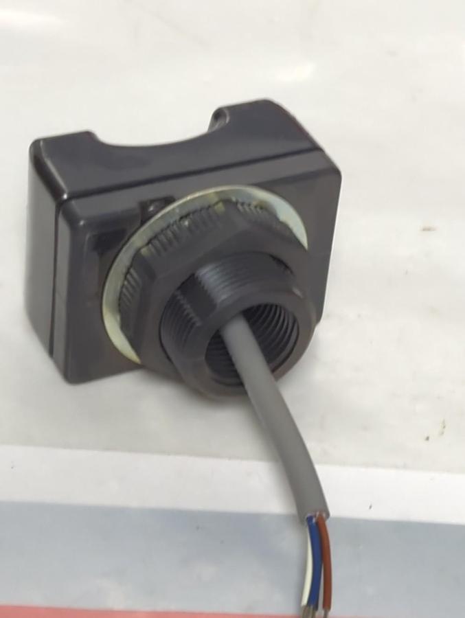 Used BANNER,OTBVN6,OPTICAL TOUCH BUTTON/SENSOR PRE-OWNED