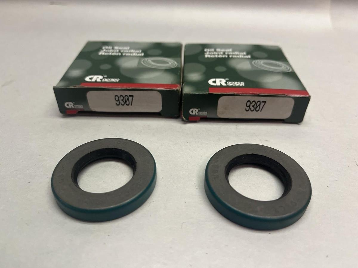 CR CHICAGO RAWHIDE,9307,SEAL LOT OF 2