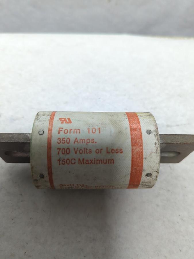 Used GOULD SHAWMUT,A70P350,AMP-TRAP 350 AMP FUSE PRE-OWNED