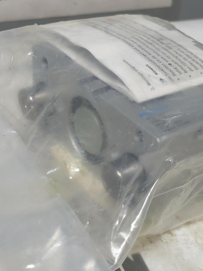 FESTO,DFM4025PAGFSM,PNEUMATIC SLIDE CYLINDER NO BOX NOS