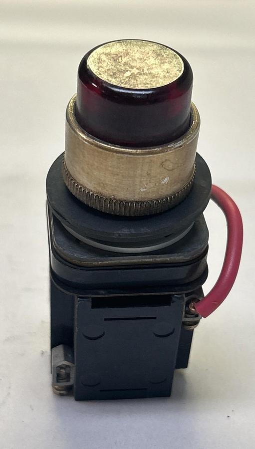 Used ALLEN BRADLEY,800T-PTF16R,RED PILOT LIGHT