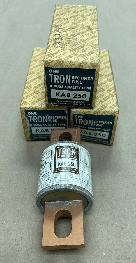 Cooper Bussmann,KAB-250,Rectifier Fuse 250A 250V Lot Of 3 NOS