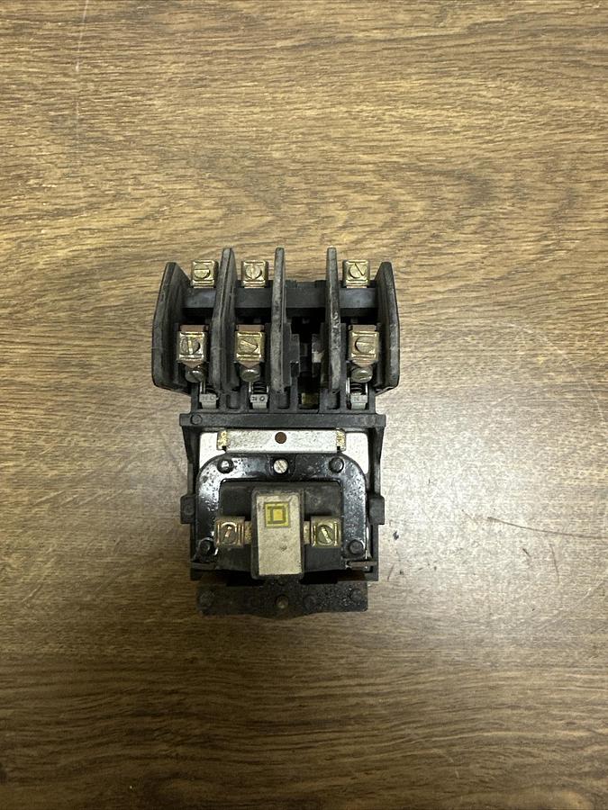 Used Square D,8501-HO30,Industrial Contactor