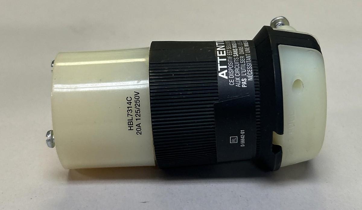 HUBBELL,HBL7314C,LOCKING CONNECTOR 20 AMP 3 POLE 3 WIRE 125/250V NOS