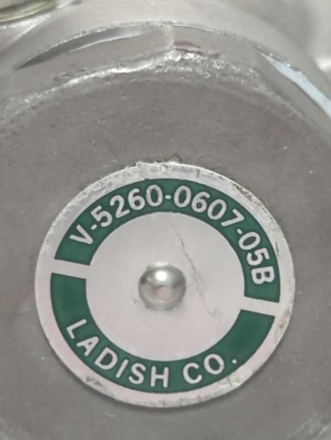LADISH,V-5260-0607-05B,CHECK VALVE 1/2 INCH NOS