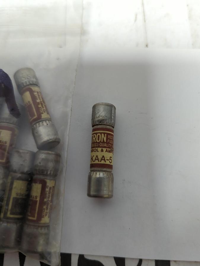 COOPER BUSSMANN,KAA-5,TRON FUSES 5 AMP LOT OF 11 NOS