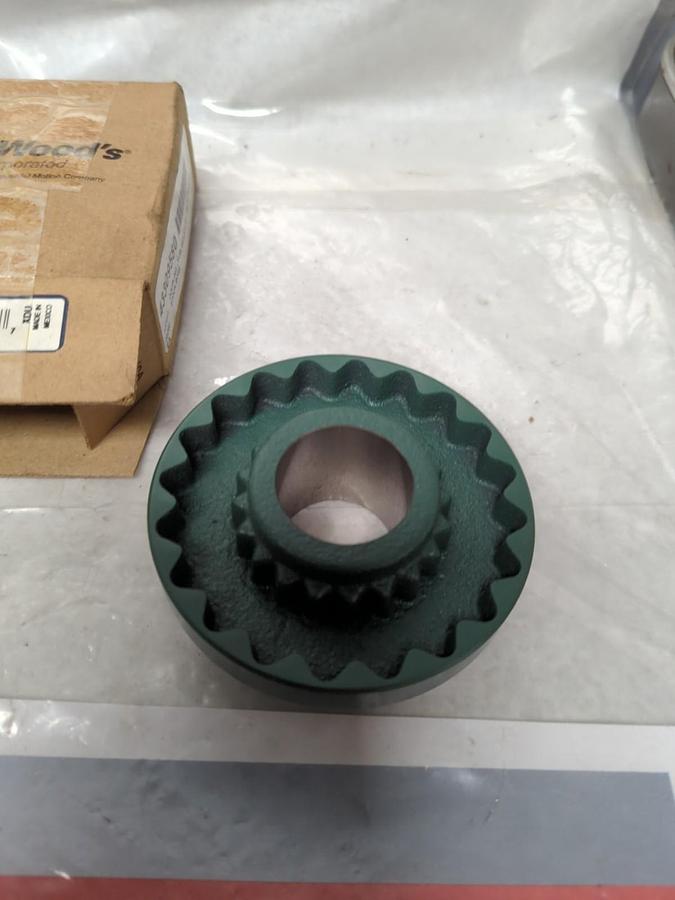 T.B. WOODS,6SC35,SURE FLEX SPACER FLANGE COUPLING NOS