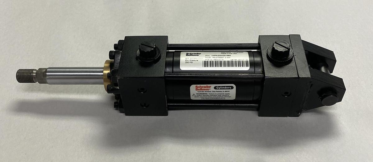 Used SCHRADER BELLOWS,PAA108841,2,000 CYLINDER CYLINDER 250PSI