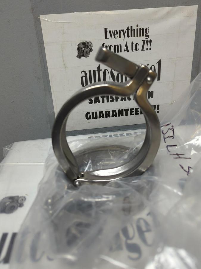 DIXON,13ILH300 304,STAINLESS STEEL SANITARY I-LINE CLAMP 3 INCH TUBE OD LOT OF 2